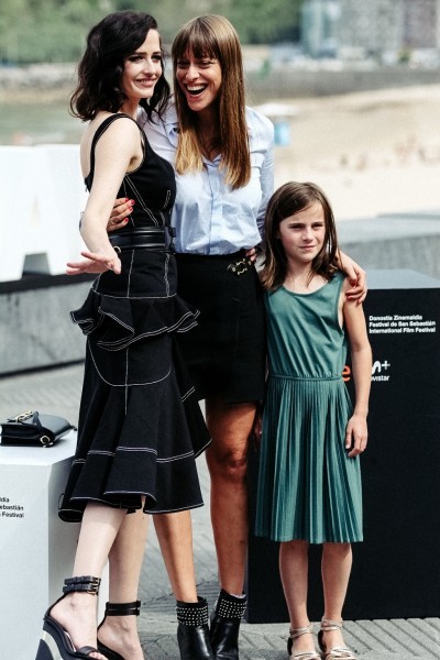 LRM_EXPORT_38084652734291_20190921_160606564-1024x1536