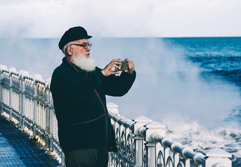 IMG6045 Viento, olas (por ahora) moderadas y estampas muy donostiarras