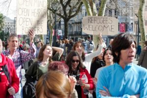 Miles de personas marchan por que Europa rompa "la fortaleza" y acoja refugiados 3 refugiados1
