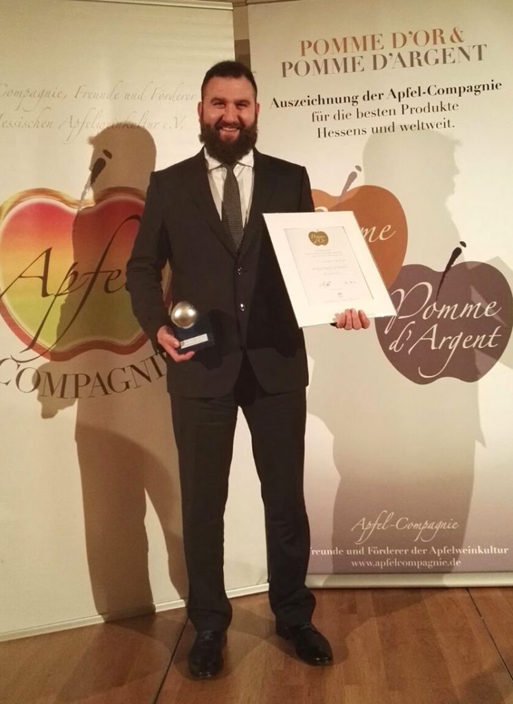 La sidra Bereziartua, premiada por tercer año consecutivo en la feria internacional de Frankfurt 15 Bereziartua La sidra Bereziartua, premiada por tercer año consecutivo en la feria internacional de Frankfurt