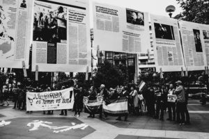 IMG7073 Docenas de personas en el Boulevard a favor de la diversidad sexual
