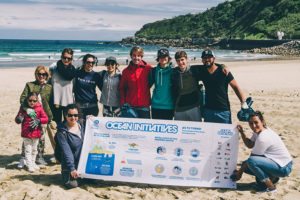 Recogida de basura marina en La Zurriola 5 Foto: Santiago Farizano