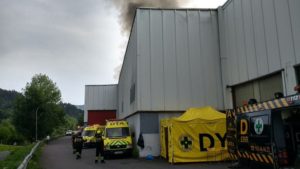 empresa surf3 Incendio en el polígono Ugaldetxo de Oiartzun