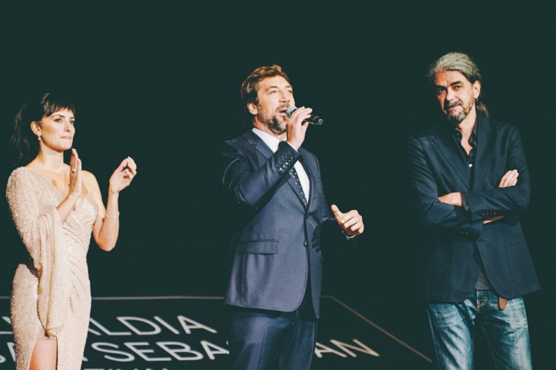 Penélope Cruz, Javier Bardem y Fernando León de Aranoa. Foto: Santiago Farizano