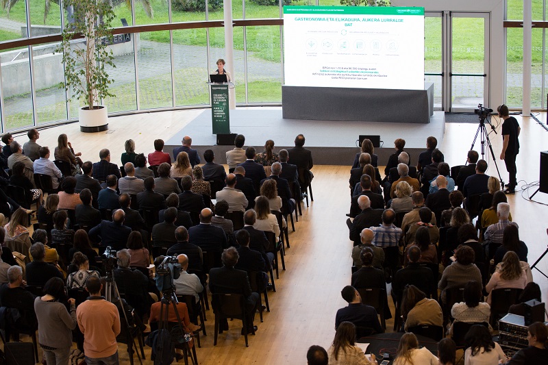 Ve la luz el Plan Estratégico de Gastronomía y Alimentación con el foco puesto en la salud, la seguridad, la singularidad y la sostenibilidad 1 plan gastronomia Ve la luz el Plan Estratégico de Gastronomía y Alimentación con el foco puesto en la salud, la seguridad, la singularidad y la sostenibilidad