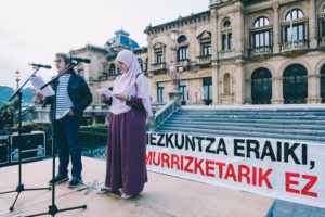 donostitik manifestacion educacion 1 El sector educativo se mantiene en guerra "por una educación de calidad"