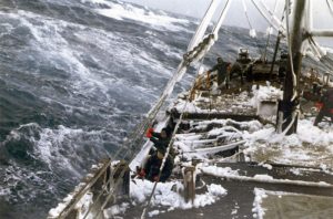 bacaladero2 300x198 - 'Arte al agua': documental con imágenes inéditas sobre los balacaderos vascos y gallegos en Terranova