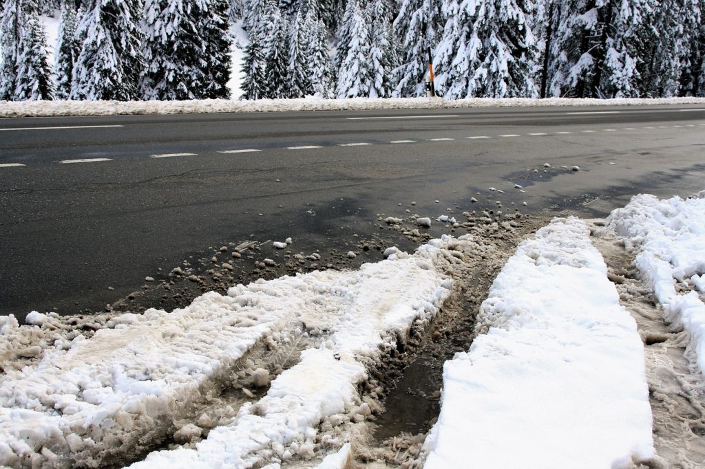 snow 2932644 1280 Arranca el Plan de Vialidad Invernal con un presupuesto de 2,5 millones y 80 quitanieves