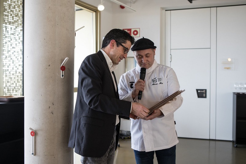 Basque Culinary Center homenajea al chef Roberto Ruiz del Frontón de Tolosa 1 Roberto Ruiz El Frontón Basque Culinary Center homenajea al chef Roberto Ruiz del Frontón de Tolosa