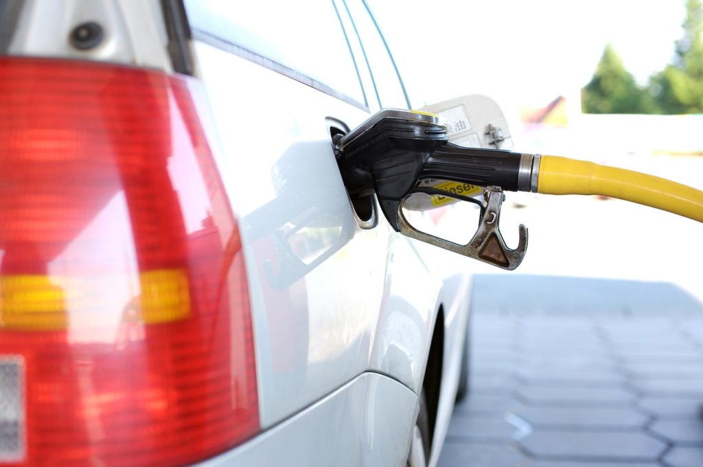 Desmantelada una organización por defraudar en las haciendas gipuzkoana y estatal 40 millones en el IVA de la venta de carburantes 2 refuel 2157211 1280 Desmantelada una organización por defraudar en las haciendas gipuzkoana y estatal 40 millones en el IVA de la venta de carburantes