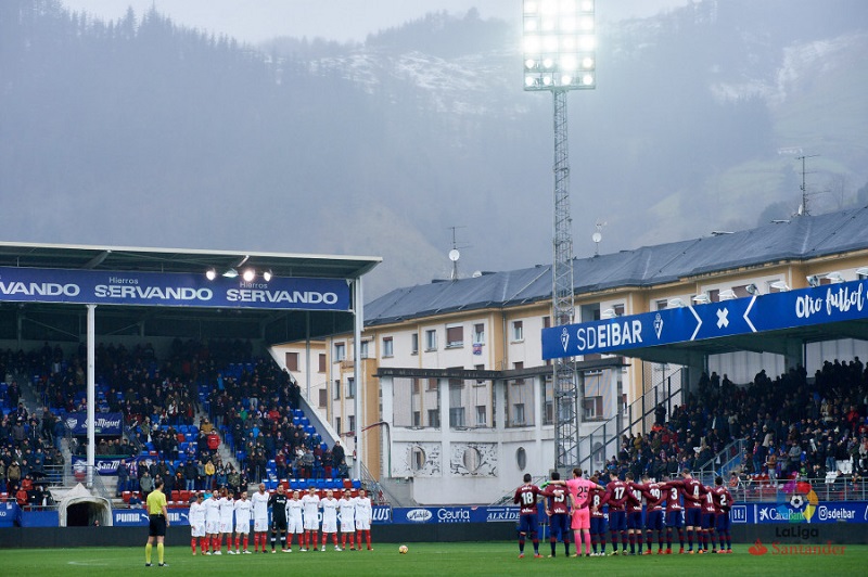 Los trabajadores de Alfa se manifestarán mañana en Ipurua durante el Eibar-Barcelona 1 Ipurua Los trabajadores de Alfa se manifestarán mañana en Ipurua durante el Eibar-Barcelona
