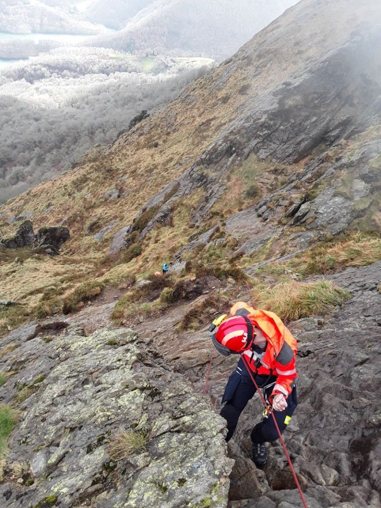 Peñas de Aia Rescatado en helicóptero un montañero herido en Peñas de Aia