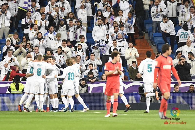 Real Sociedad Real Madrid1 La Real Sociedad cae con estrépito en el Bernabéu