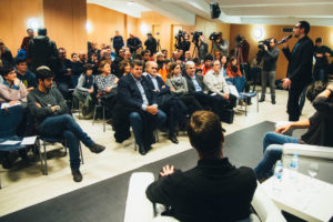 donostitik korner xabi alonso 02 Xabi Alonso y Manuel Jabois abren Korner con una charla entre amigos