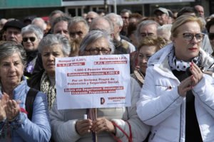 DSF3755 300x200 - Los jubilados gipuzkoanos vuelven a manifestarse por una pensión digna