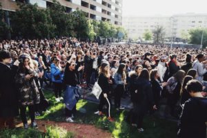 2018 04 26 07.34.24 2 800x533 300x200 - Donostia se rebela contra la sentencia de La Manada