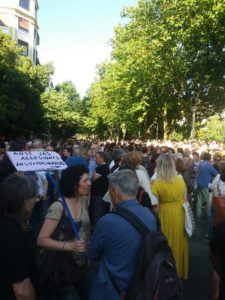 20180622 190851 600x800 La Manada: Segunda jornada de protestas en Donostia