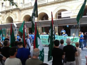 IMG 20180717 WA0006 800x600 300x225 - Seis meses de huelga en Tolosaldea Bus