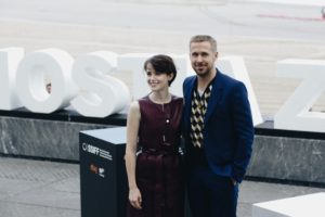 Ryan Gosling: "Queríamos mostrar el hombre tras el mito de Neil Armstrong" 2 2018 09 24 12.48.09 1 800x533 Ryan Gosling: "Queríamos mostrar el hombre tras el mito de Neil Armstrong"