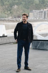 2018 09 29 12.36.15 1 533x800 Faltaba Bradley Cooper para llenar todo con su carisma