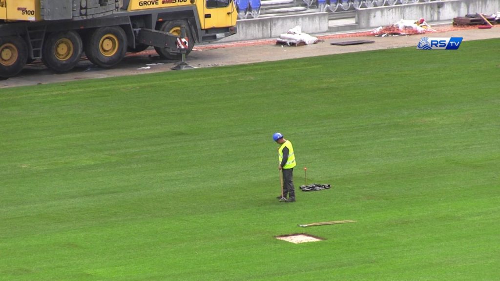 Nuevo Césped de Anoeta El césped del estadio de Anoeta ya está en su sitio
