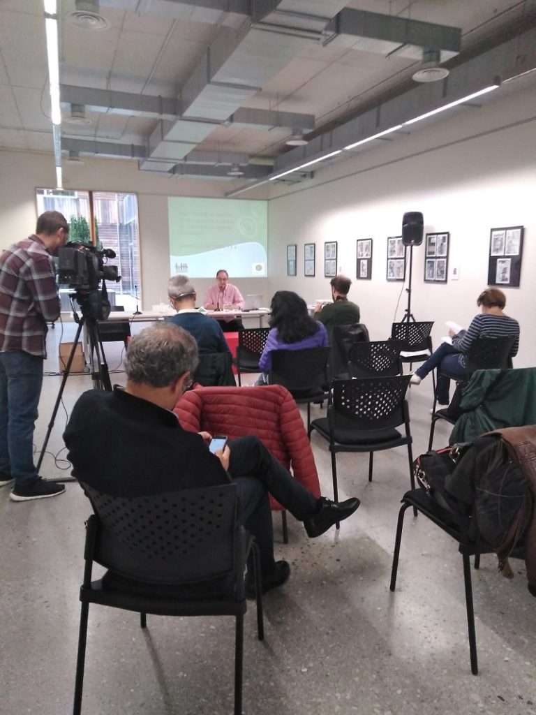 GuraSOS4 GuraSOS denuncia que la incineradora está "sobredimensionada un 110%"