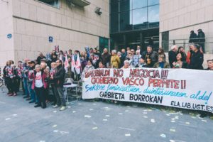 LRM EXPORT 41751526780607 20181108 122757736 800x533 Stop Desahucios clama contra “el sometimiento descarado del Tribunal Supremo a la banca”