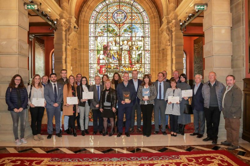 banco alimentos Frutas Landetxa y Alpa-Uvesco, premiadas por su ayuda a la donación de alimentos "último minuto"