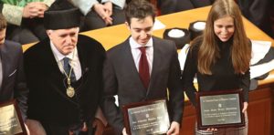 Deustotitulados3 Deusto celebra la culminación de los estudios de sus más de 1.700 nuevos titulados