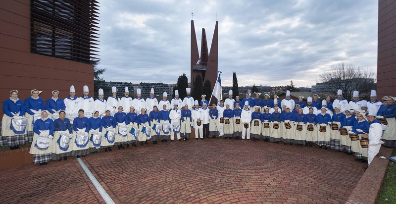 Tamborrada Deustoeusk Deustuko Unibertsitateak laugarren aldiz hartuko du parte Danborradan