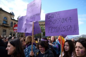 8M: Miles de personas en la concentración del mediodía del Boulevard 3 2019 0308 12055000 800x533 8M: Miles de personas en la concentración del mediodía del Boulevard