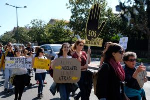 2019 0324 12145900 800x533 Cientos de personas muestran su repulsa contra el racismo en Donostia