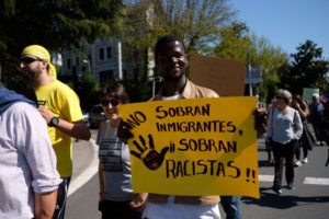 2019 0324 12172800 800x533 Cientos de personas muestran su repulsa contra el racismo en Donostia