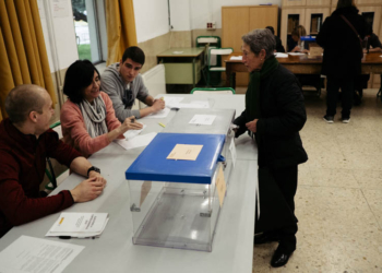 Imagen de archivo. Elecciones generales en Donostia en 2019. Foto: Santiago Farizano