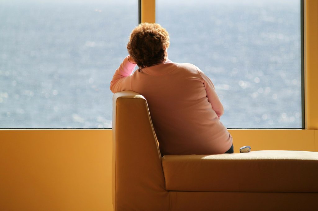 "La pobreza triplica la posibilidad de desarrollar una depresión" 19 lonely 273629 1280 "La pobreza triplica la posibilidad de desarrollar una depresión"