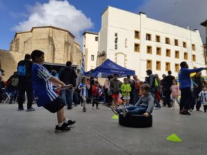 IMG 20190511 WA0015 Clamor en la plaza de la Trinidad para empujar a las chicas de la Real Sociedad
