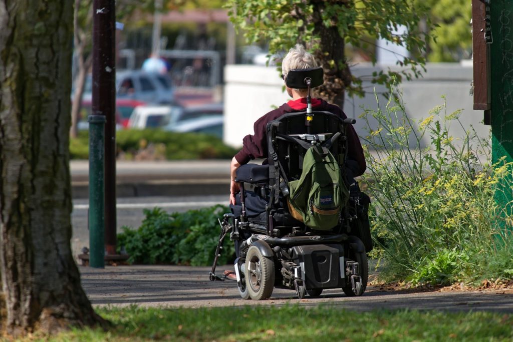 Elkartu incide en sus reivindicaciones de cara a las elecciones forales y municipales 22 motorized wheelchair 952190 1280 Elkartu incide en sus reivindicaciones de cara a las elecciones forales y municipales