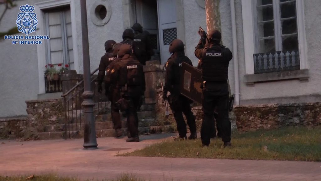 Detención de tres presuntos yihadistas en Gipuzkoa A prisión los tres presuntos yihadistas detenidos en Gipuzkoa