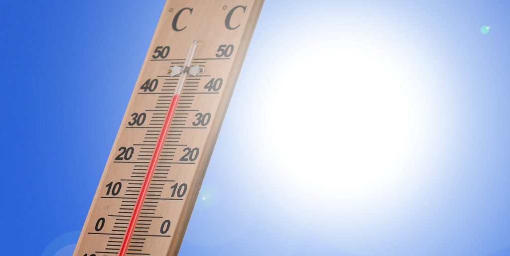 thermometer 3581190 1280 ELA insiste en las altas temperaturas que se soportan en el centro de salud de Arrasate y en las consultas externas