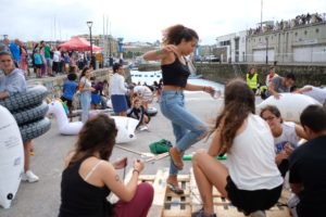 Los piratas ultiman sus embarcaciones en el Puerto donostiarra 3 2019 0812 12051700 800x533 Los piratas ultiman sus embarcaciones en el Puerto donostiarra