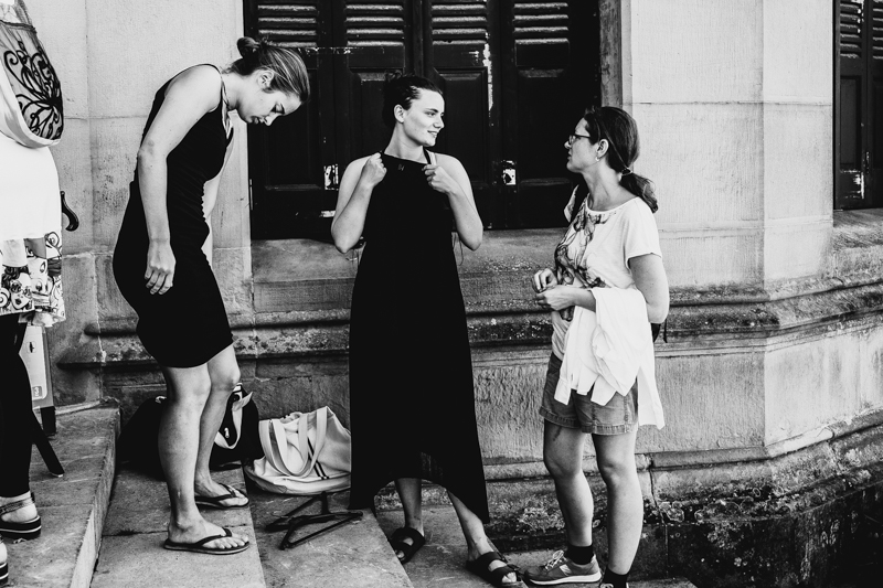 mercadillo Woody Zaporeak recibe 13.000 euros del vestuario y atrezzo de la película de Woody Allen