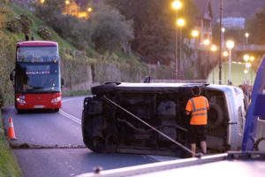 2019 0908 20465600 800x533 Una persona herida tras volcar su coche en el Paseo de la Concha