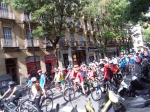 IMG 20190920 WA0009 Cientos de jóvenes en bicicleta contra el cambio climático