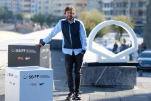 LRM EXPORT 8594588239833 20190927 112412522 1024x683 1 'Diecisiete': Fauna cántabra, dos hermanos y sonrisas en la "película desnuda" de Sánchez Arévalo