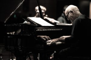 Vetusta Morla, Omara Portuondo, la pianista Martha Argerich... y hasta doce nuevos conciertos con Kursaal Eszena 6 Ludovico Vetusta Morla, Omara Portuondo, la pianista Martha Argerich... y hasta doce nuevos conciertos con Kursaal Eszena