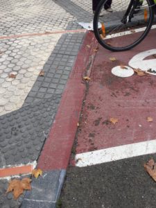 escalon Críticas al estado del bidegorri de Morlans