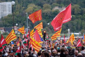 2019 1019 17284800 1024x683 Multitudinaria manifestación en Donostia contra la sentencia del 'procés'