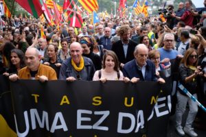 2019 1019 17424000 1024x683 Multitudinaria manifestación en Donostia contra la sentencia del 'procés'