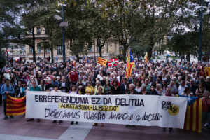 DSCF7430 La sentencia del procés tiene eco en el Boulevard donostiarra