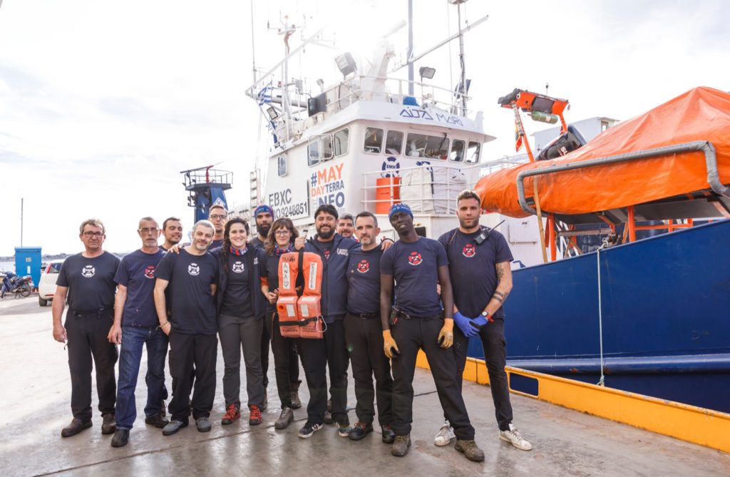 Aita Mari Pireo El Aita Mari abandona Grecia para salvar más vidas